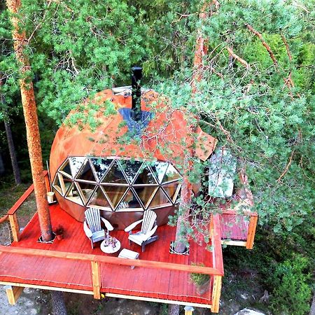 Treehouse Dome Hotell Vidnes Eksteriør bilde