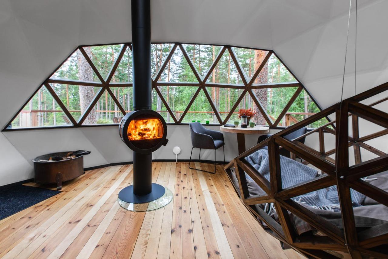 Treehouse Dome Hotell Vidnes Eksteriør bilde