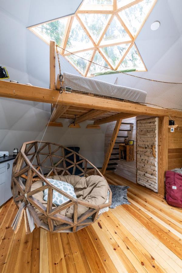 Treehouse Dome Hotell Vidnes Eksteriør bilde